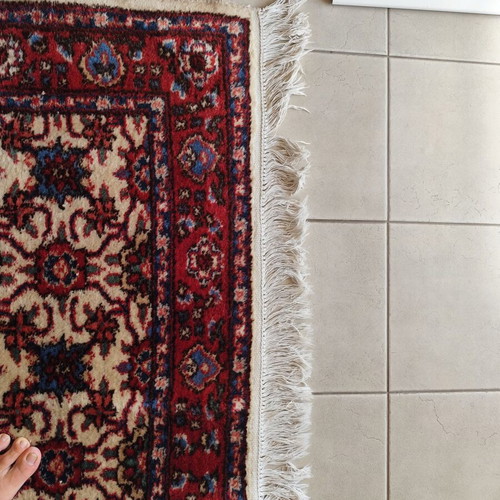 Wool machine-made rug like new 1.50m x 2.50m