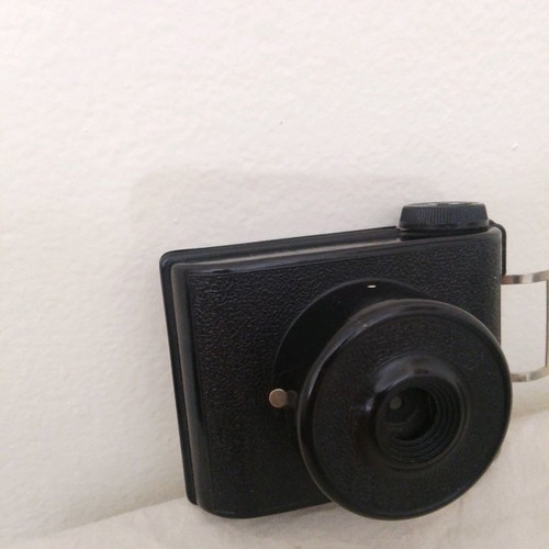 V .P. Twin camera used from 1930 made of bakelite