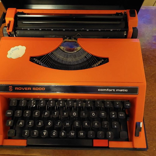 Rover 5000 Comfort Matic typewriter, Greek layout