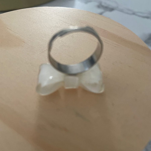 Ring with bow used, adjustable