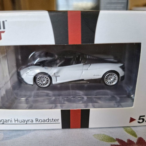 Mini GT Pagani Huayra Roadster Hong Kong Exclusive Edition like new
