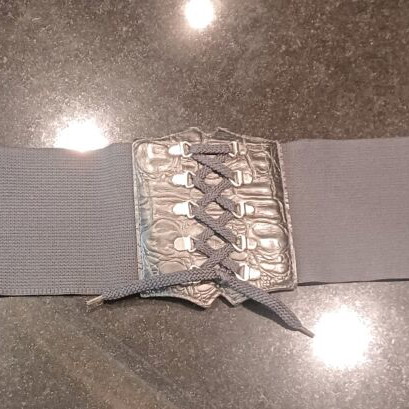 Elastic belt like new, wide, black (75-115 cm)