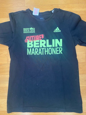 Nike T-shirt used, black, boys' size 11 years