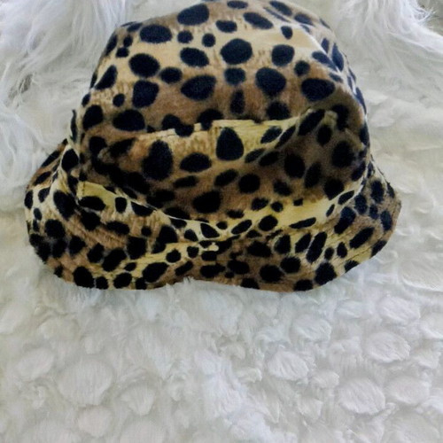 Faux Fur Bucket Hat Leopard Print new size M