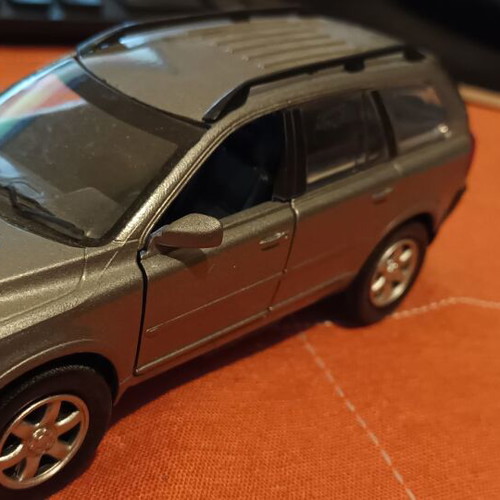 Volvo XC90 toy car like new, 15cm length