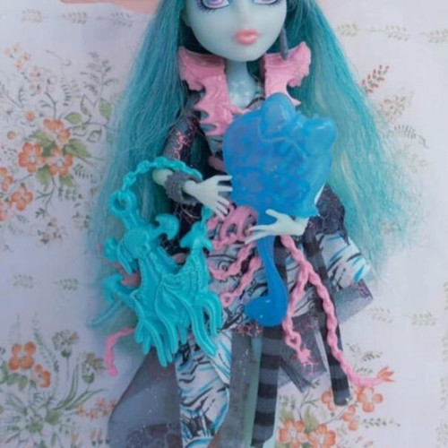 Κούκλα Monster High Vandala Doubloons σαν καινούργια από τη σειρά Haunted
