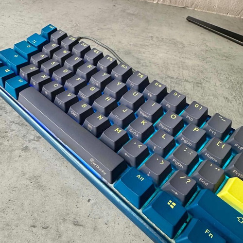 Ducky 1 Two Mini keyboard used, genuine parts with extra keys
