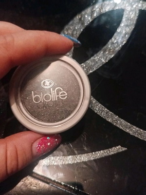 Biolife eyeshadow new, black iridescent