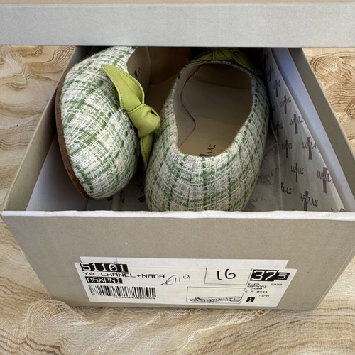 Haralas Vintage Ballerinas Like New, Tweed Design, Size 37.5