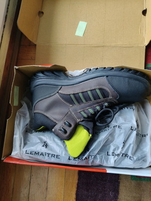 Lemaitre safety work boots new No 40 waterproof slip-resistant
