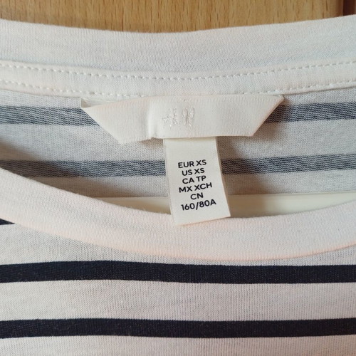 H&M women's t-shirts pack of 4 like new, size S