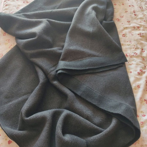 IKEA throw used, anthracite with knitted pattern 180x120 cm