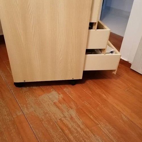 Wooden office drawer cabinet with 3 drawers and wheels like new
