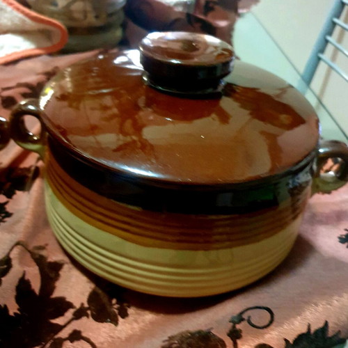 Vintage ceramic cookware set like new