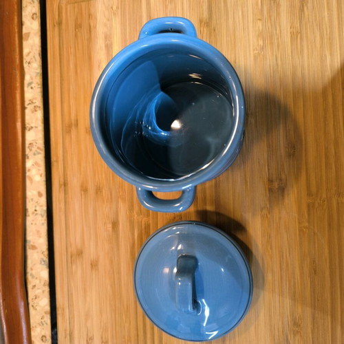 Ceramic coffee container like new