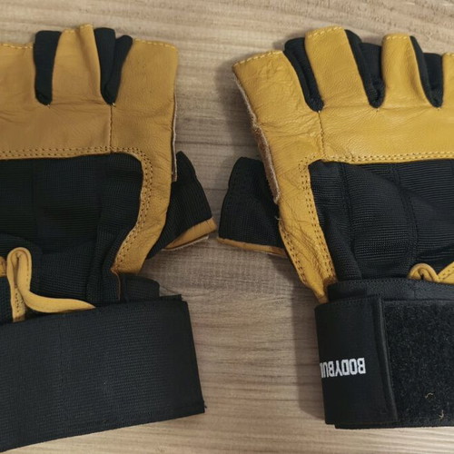 Gym gloves XL like new