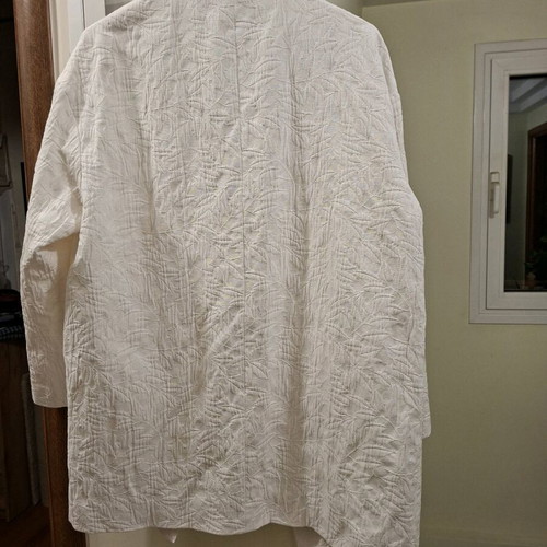 Zara white outerwear like new, size M