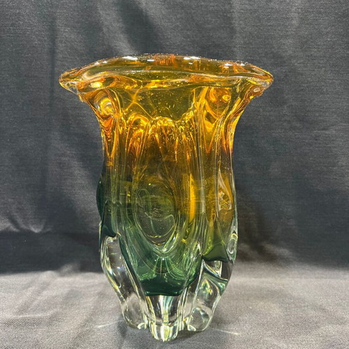 Glass vase like new with yellow-orange and green colors
