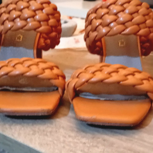 Envie Shoes knitted mules like new, size 36, brown