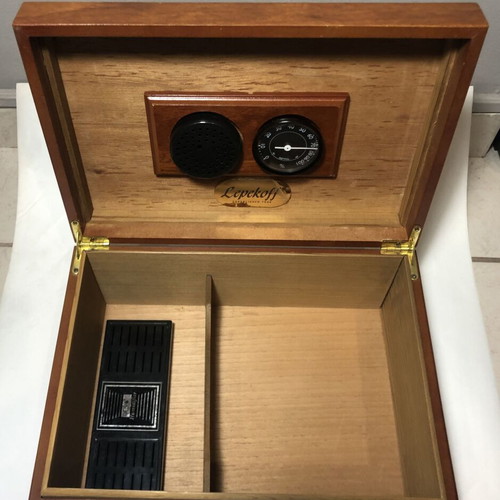 Lepekoff wooden cigar humidifier used, natural wood