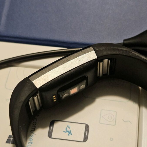 Fitbit Charge 2 Black like new with all accessories