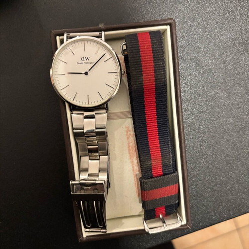 Daniel Wellington Bracelet watch like new, silver
