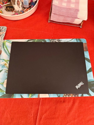 Lenovo Thinkpad T470 laptop, Intel Core i5, 8GB RAM, 476GB SSD