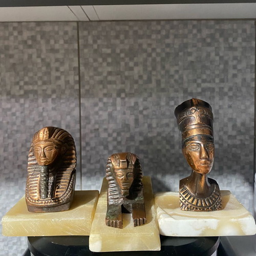 Egyptian decorative set like new, 3 pieces with stone bases