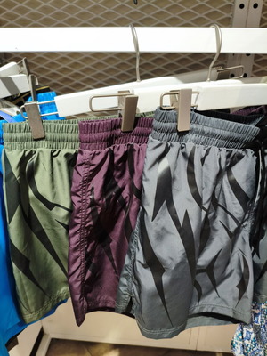 Ρούχα ρολόγια μαγιό στοκ 272 τεμάχια με Nautica Police Lee Cooper