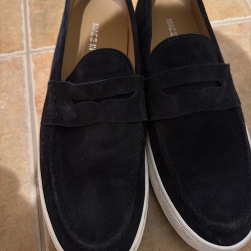 Italian suede shoes like new, size 44, blue