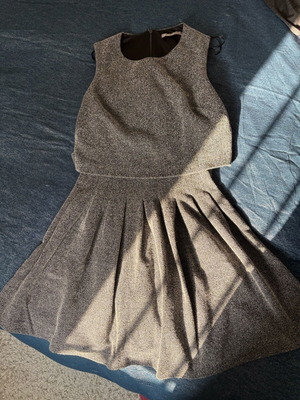 Bershka dress grey M new with thick fabric