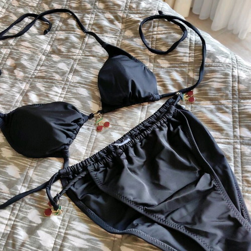 Bansko swimsuit black like new, sizes XS-S, push up option