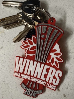 Winners Olympiakos keychain new, authentic