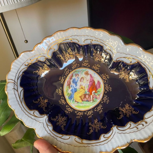 Decorative platter like new