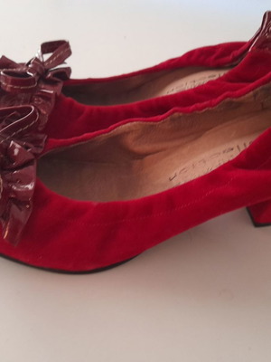 Γόβες κόκκινες υφασμάτινες μεταχειρισμένες, Νο 40