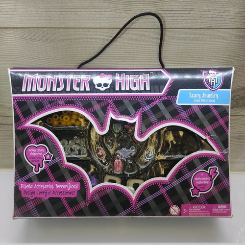 Monster High set in original condition, unused