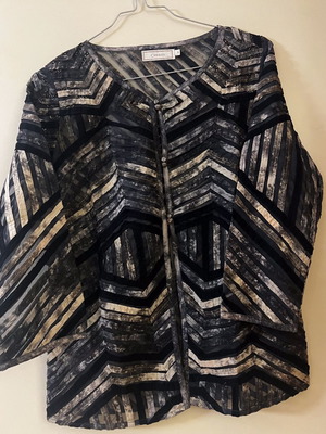 Cream blouse used, size 36, multicolored