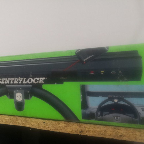 Steering wheel alarm with remote control in excellent condition
