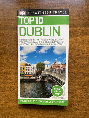 Dublin travel guide like new with pull-out map, English