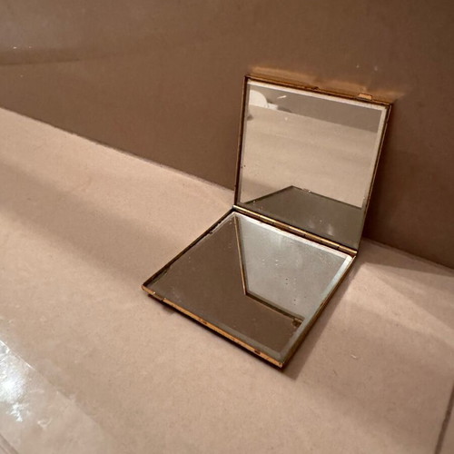 Vintage Stratton powder compact mirror like new 6x6 cm