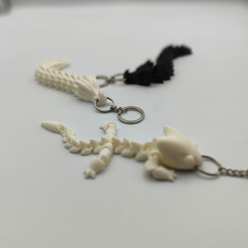 Articulated Dragon keychain new 3D printed