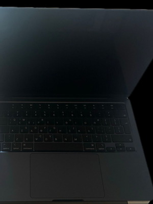 Apple MacBook Air 13 ιντσών 8GB RAM 256GB SSD 2022 Space Gray σαν καινούργιο
