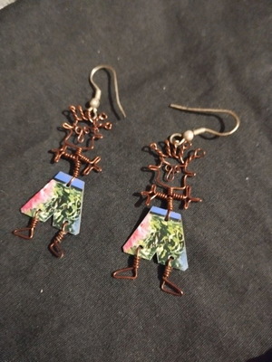Handmade figurine earrings like new