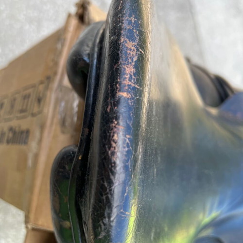 Horse Dressage Saddle leather used Macel