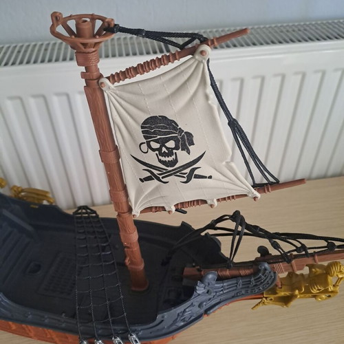 Chap Mei pirate ship used with missing parts