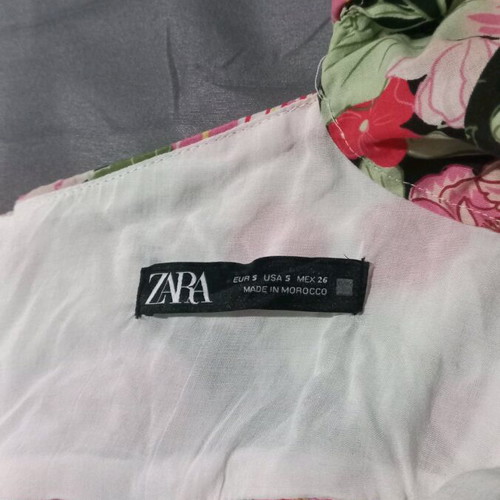 Zara Mini Floral Dress Like New, Off Shoulders, Size S