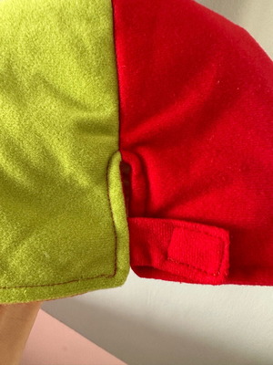 Carnival hat for ages 2-5 like new
