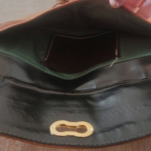 Shoulder clutch bag like new, brown