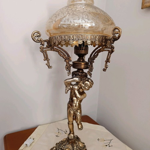 Table lamp angel like new