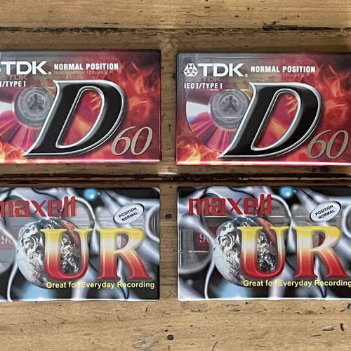 Audio cassettes new, pack of 4 with 2 TDK 60 and 2 Maxell 90
